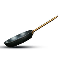 מחבת 24 ס"מ ENIGMA NONSTICK שחור ידיות זהב