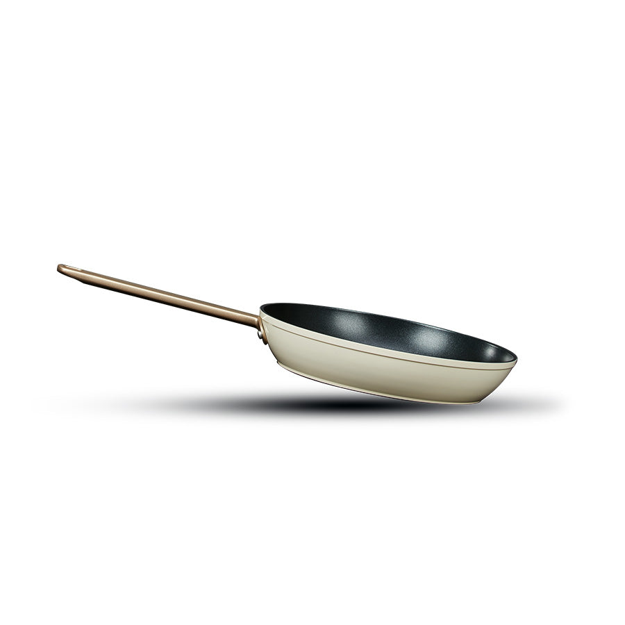 מחבת 20 ס"מ ENIGMA NONSTICK קרם ידיות שמפניה
