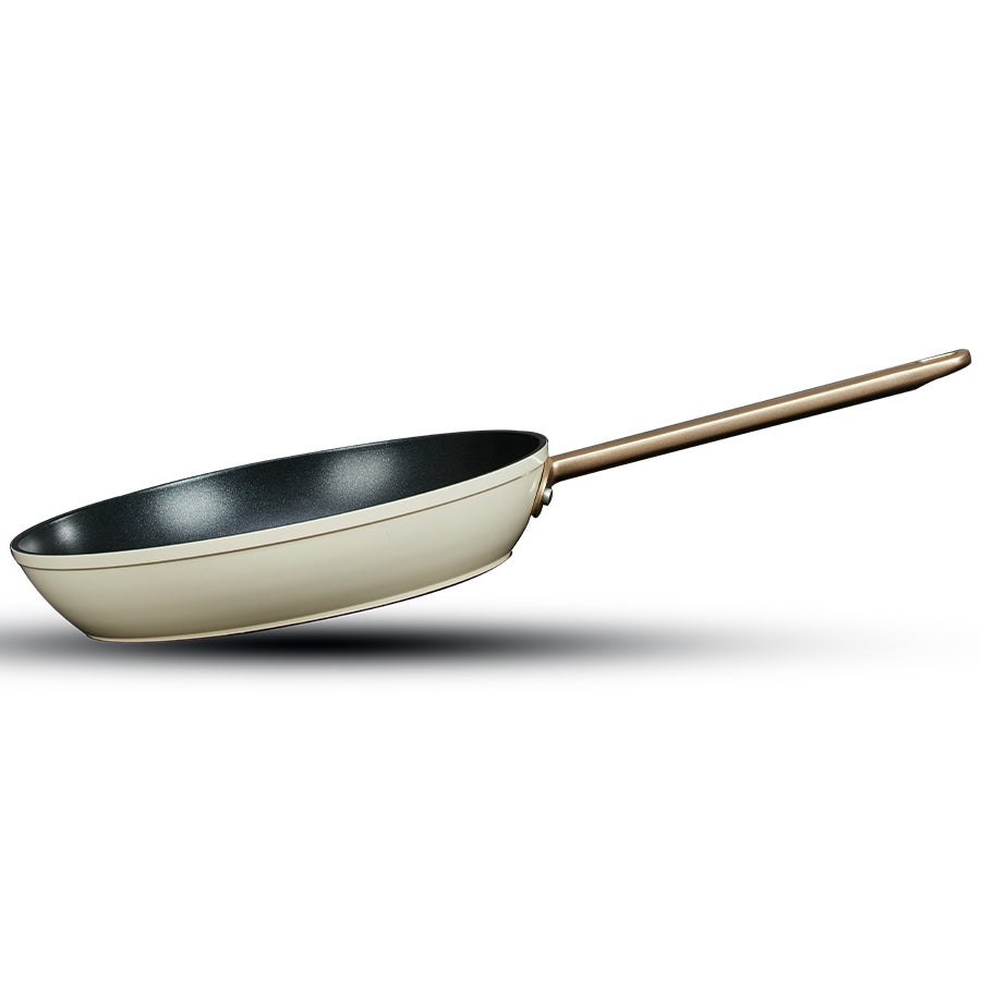 מחבת 32 ס"מ ENIGMA NONSTICK קרם ידיות שמפניה
