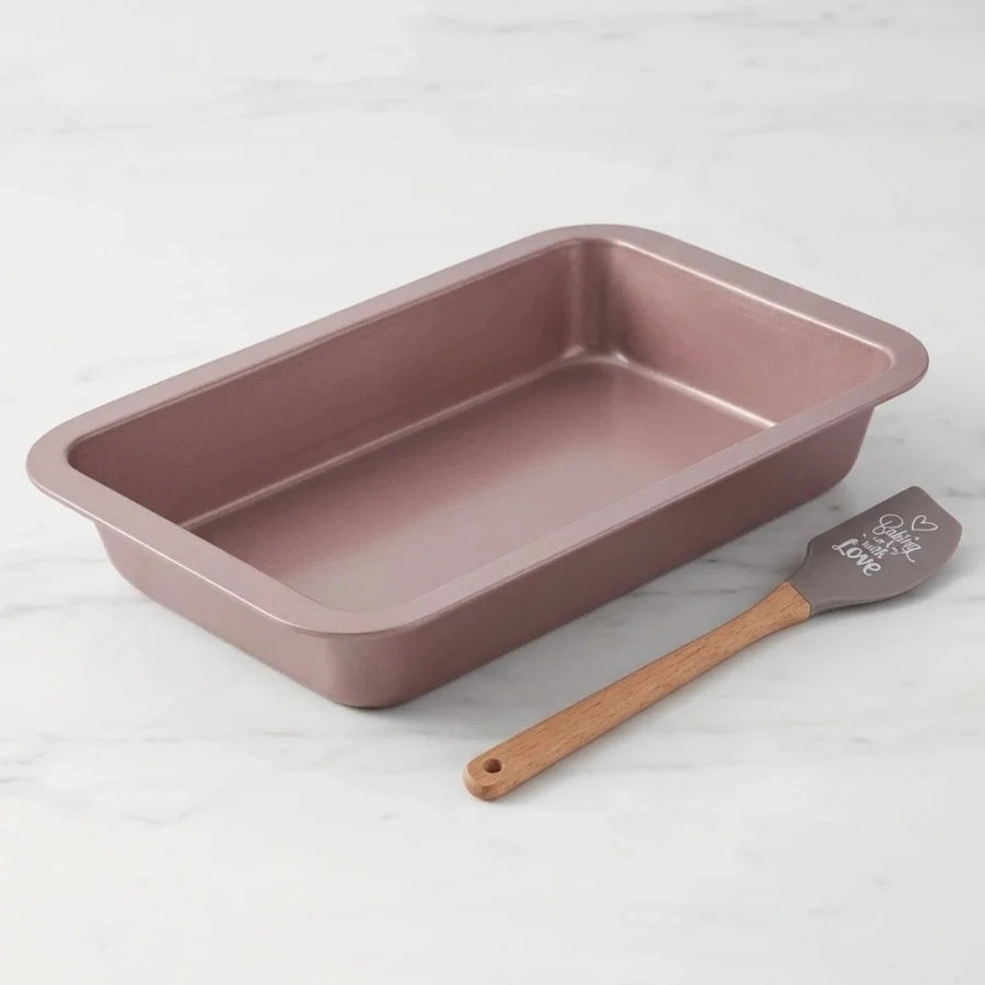 מארז אפייה - תבנית רוסטר 36x23x5.5 ס"מ + לקקן Baking with Love פודרה